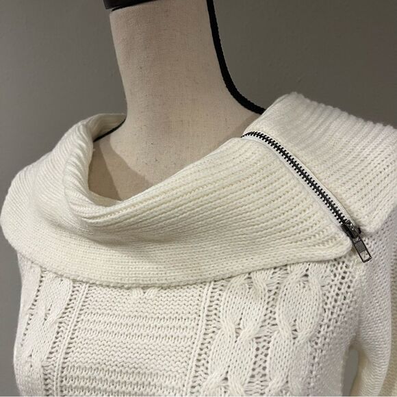 Cowl neck off white sweater - Picture 2 of 11